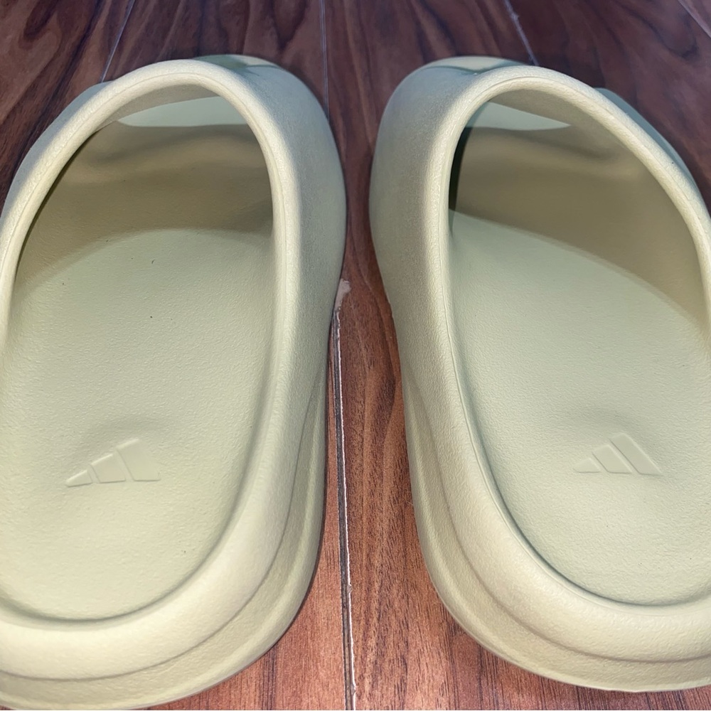 Adidas Yeezy Slide Resin Size 10 Men - Picture 6 of 12